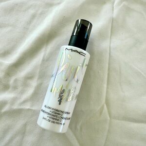 MAC Cosmetics Fix+ Magic Radiance All Day Hydrating Spray